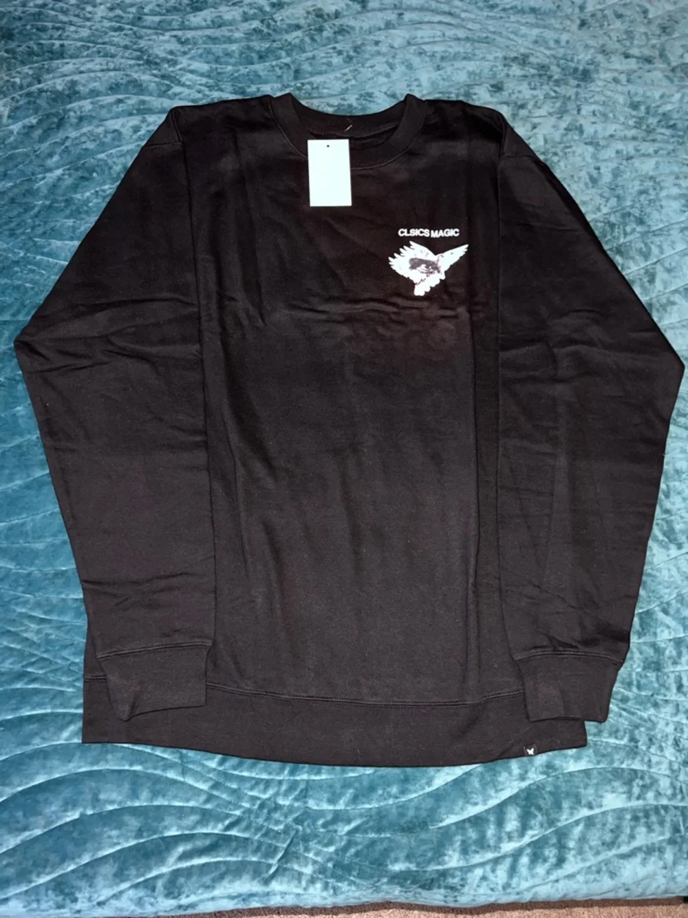 Classic Black Crewneck Sweater with Embroidered Wing Motif CLSICS MAGIC XL